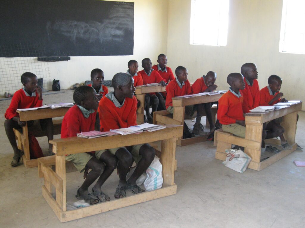 Lekanka School with classrooms for first through sixth grade