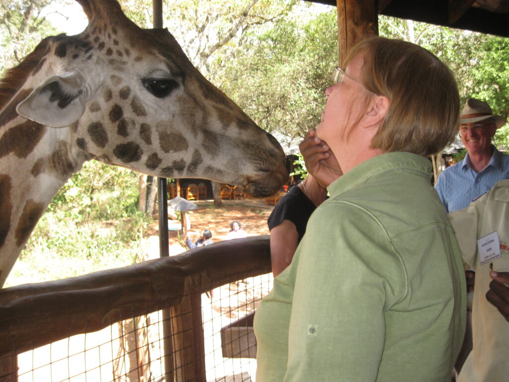 Go ahead, kiss her! 